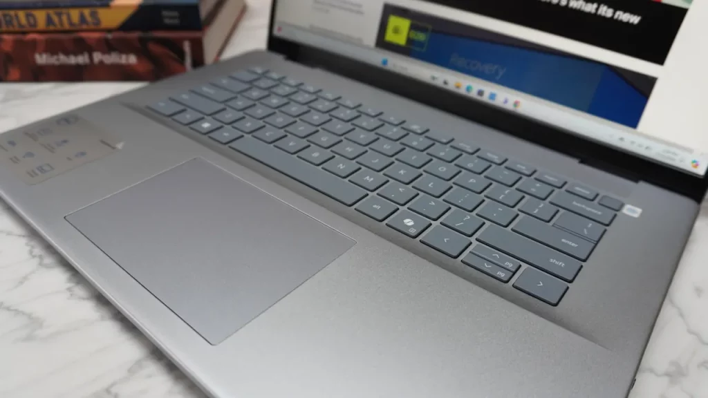 Dell Inspiron 16 Plus 7640