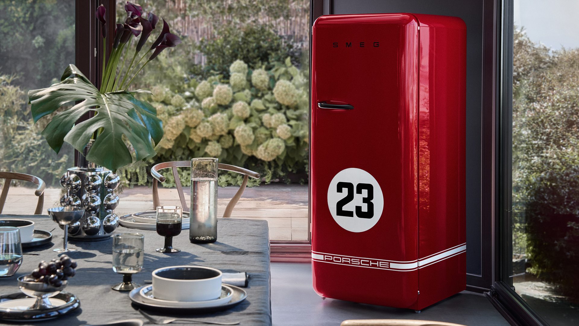 Дизайнерский дуэт: как Smeg и Porsche создали технику мечты