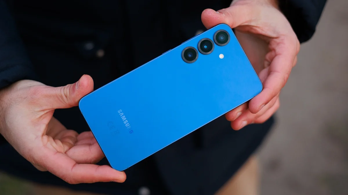 489590Samsung Galaxy S26 Plus может и не появиться вовсе