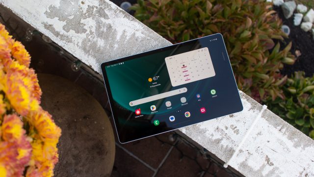 Обзор Galaxy Tab S9 FE – отлично подходит для развлечений благодаря своему великолепному дисплею