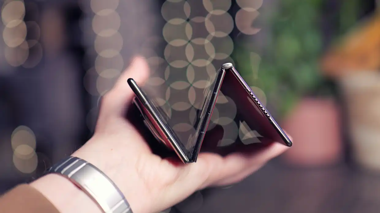 Samsung, это провал! Без этих функций ваш тройной смартфон никому не нужен