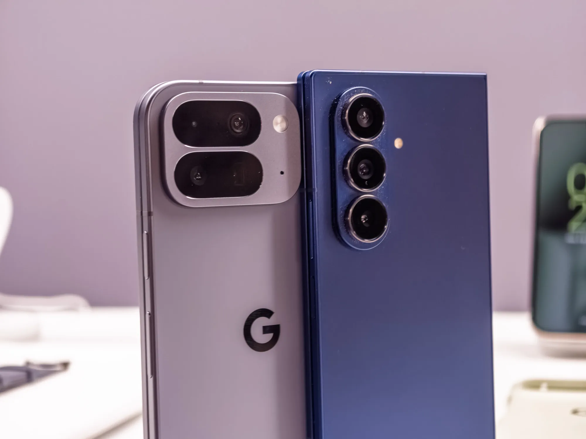 Главный провал Google: Pixel 10 Pro Fold хорош во всем, кроме самого важного