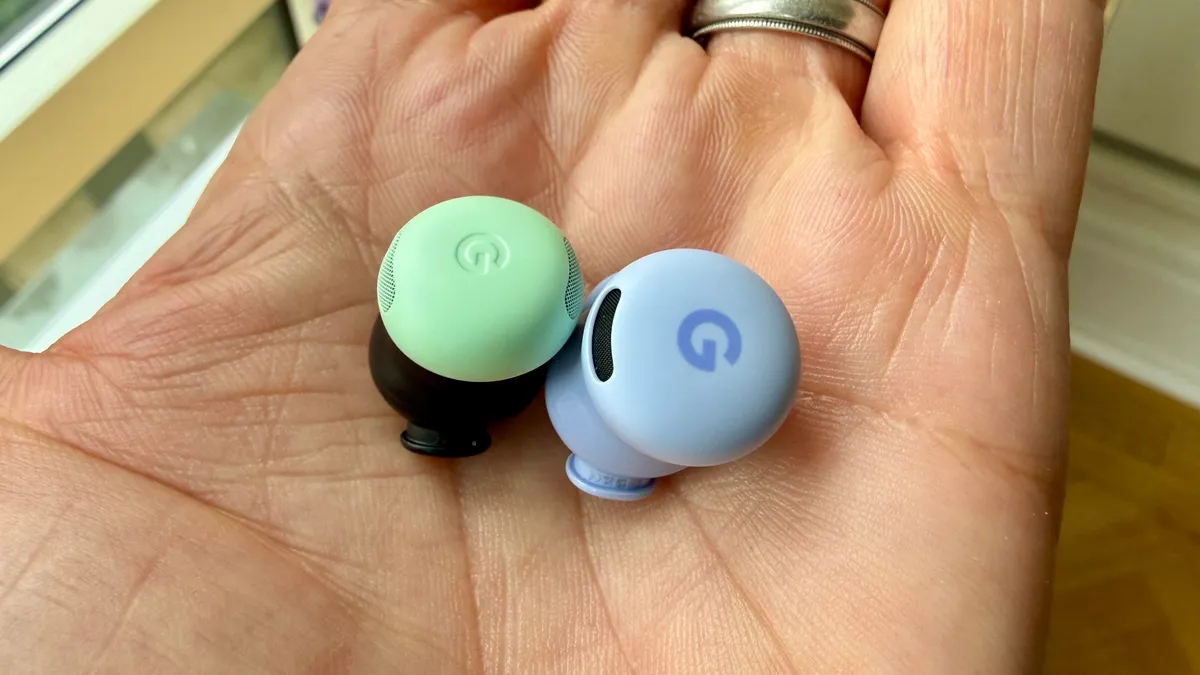 Google Pixel Buds 2A