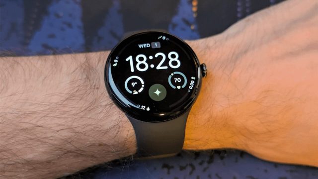 Google Pixel Watch 4: первые впечатления и APK-файлы до релиза