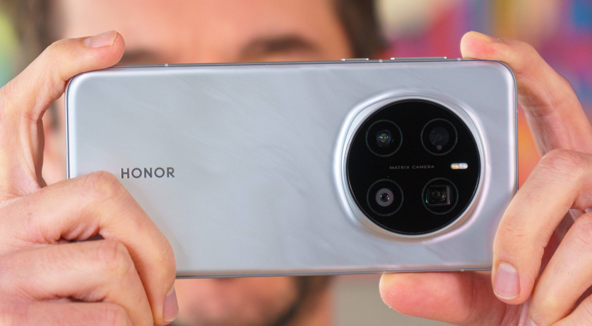 494644Апгрейд камеры: Honor Magic8 Ultra получит мощный зум и три модуля