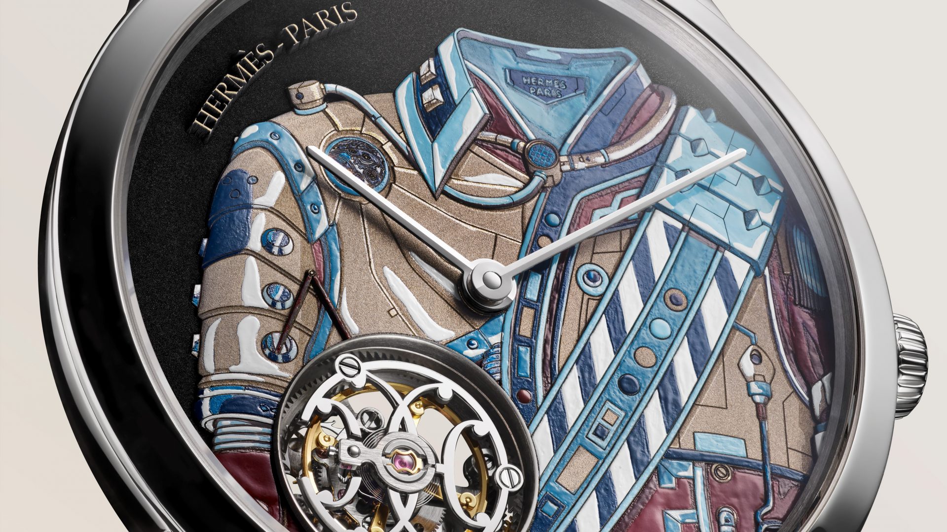 511716Hermès играет в солдатиков: на циферблате новых часов застыл военный мундир