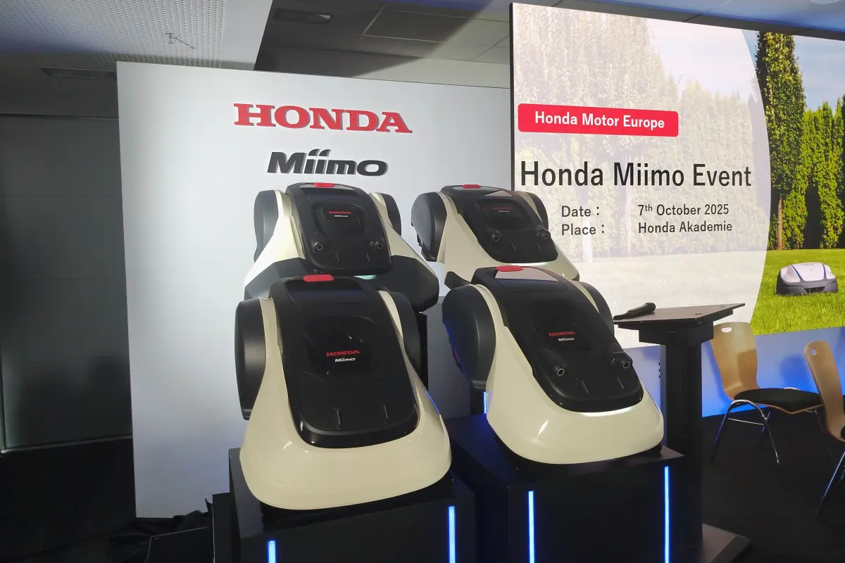 514329Робот-газонокосилка с парковочным сенсором: Honda сошла с ума? Нет, она всё продумала