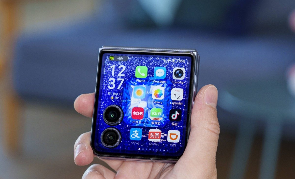 Honor Magic V Flip 2