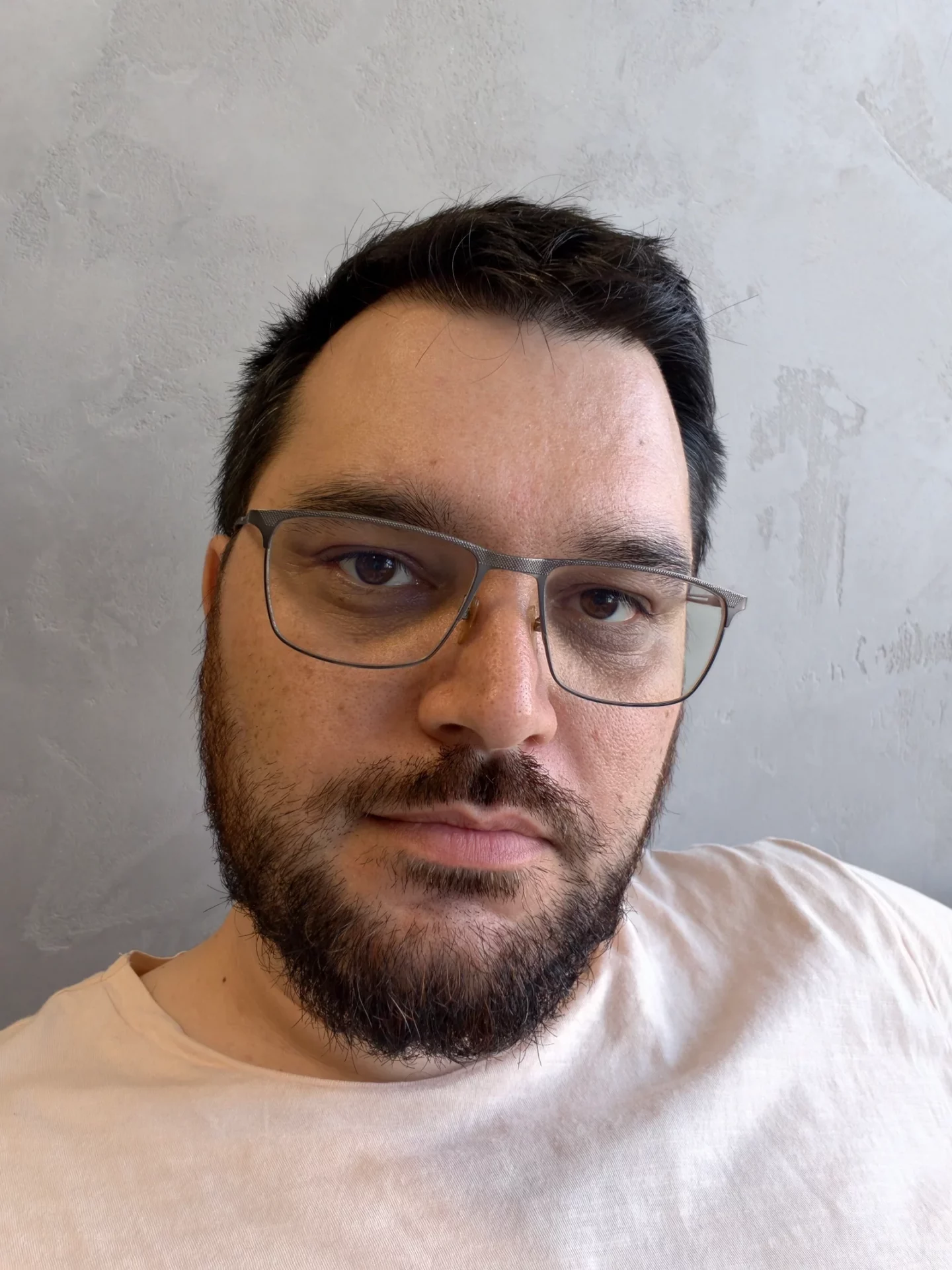 Vivo X300 Pro против Oppo Find X9 Pro : два исключительных камерофона! картинка Oppo Find X9 Pro против Vivo X300 Pro