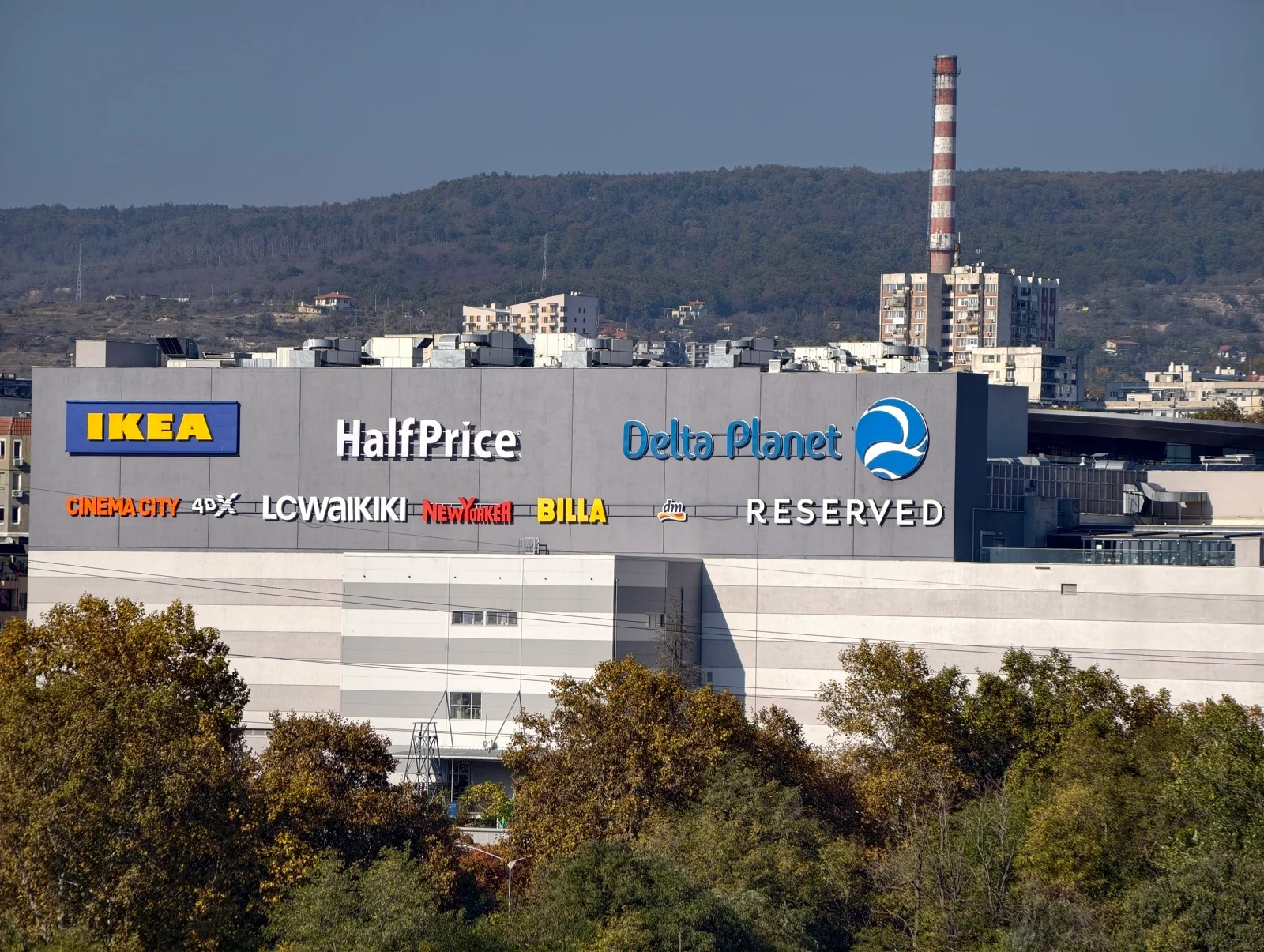 Vivo X300 Pro против Oppo Find X9 Pro : два исключительных камерофона! картинка Oppo Find X9 Pro против Vivo X300 Pro