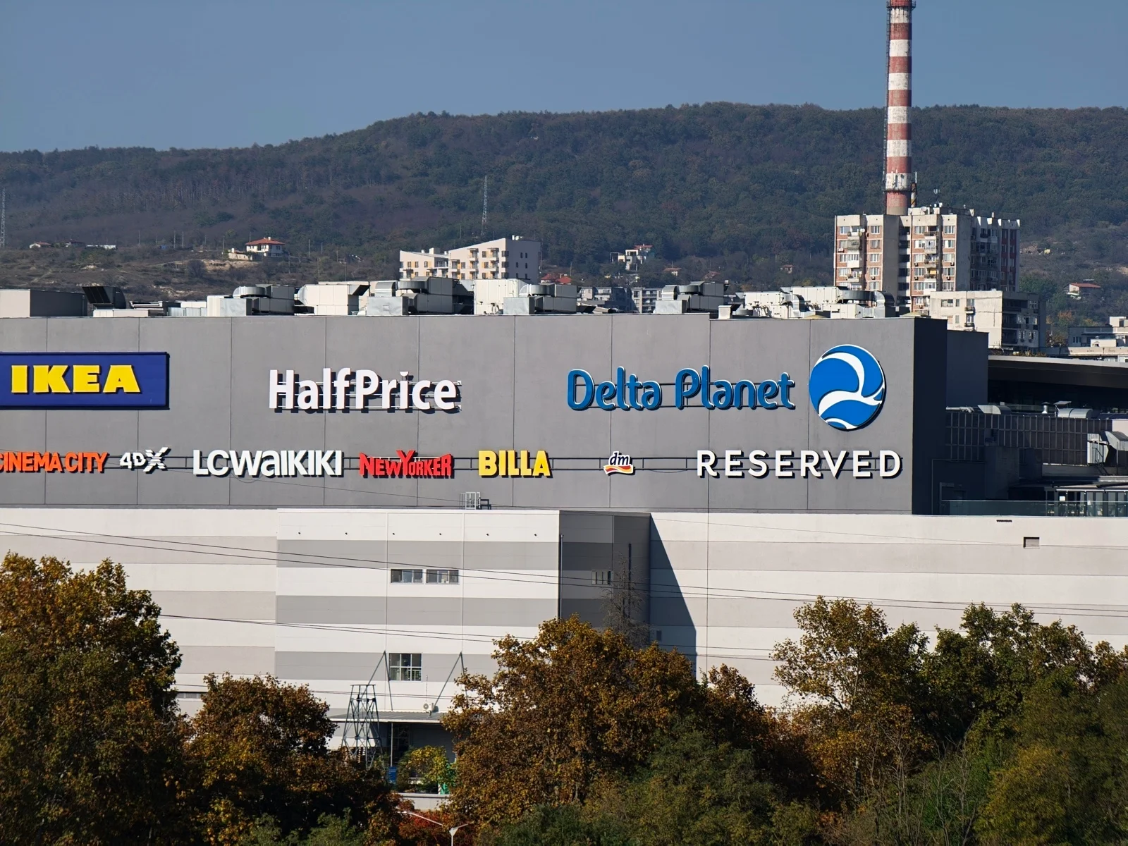 Vivo X300 Pro против Oppo Find X9 Pro : два исключительных камерофона! картинка Oppo Find X9 Pro против Vivo X300 Pro