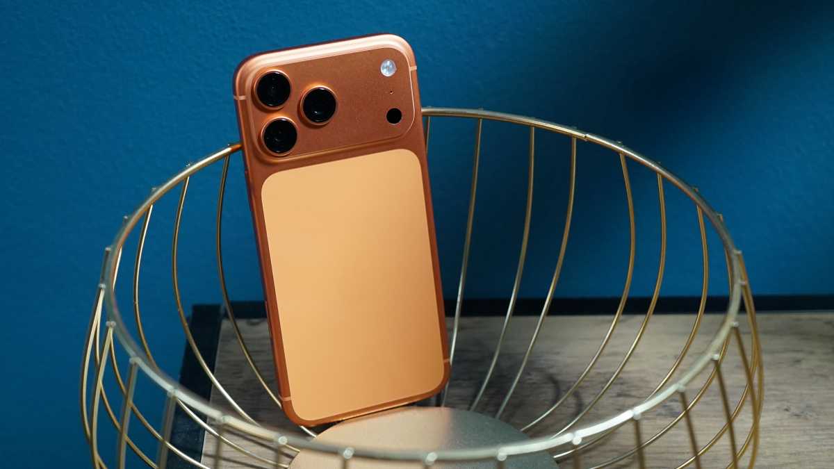 Неожиданный конкурент: как OnePlus 15 бросит вызов iPhone в играх