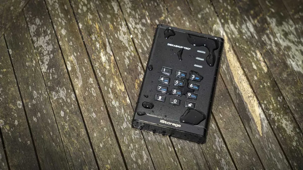 Обзор твердотельного накопителя iStorage DiskAshur Pro 3 картинка iStorage DiskAshur Pro 3