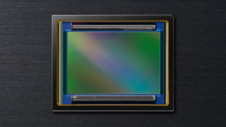 Конец компромиссам: как гибридный сенсор Nikon меняет фото