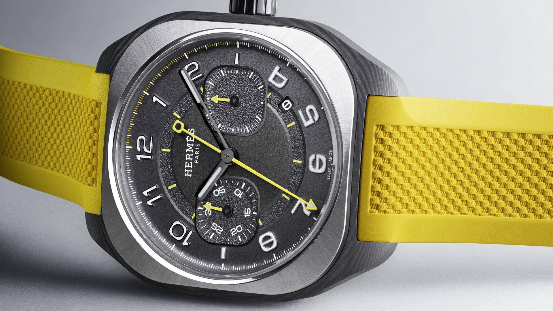 Когда модный дом уделывает всех: Hermès выпустила хронограф, от которого в восторге даже снобы