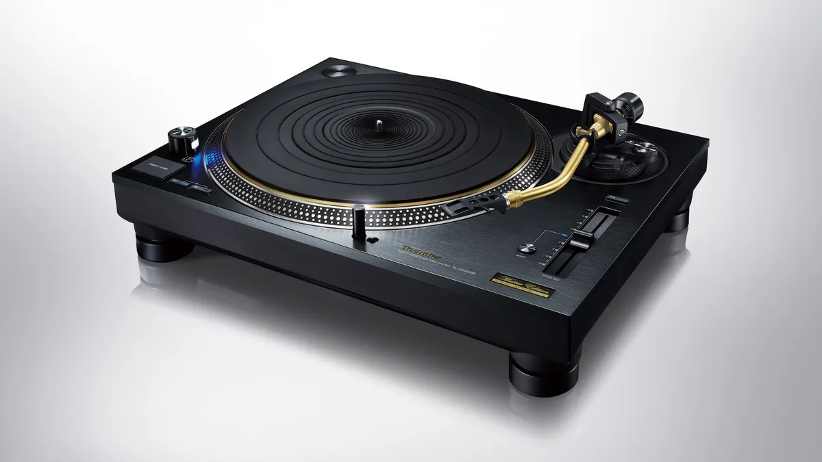 Конец эпохи Technics провожает легендарный проигрыватель SL-1200 на пенсию