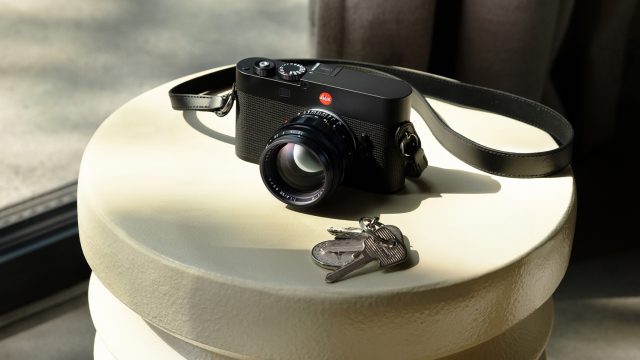 Leica предала пуристов легендарная камера M-серии впервые лишилась оптического видоискателя (3) Leica предала пуристов легендарная камера M-серии впервые лишилась оптического видоискателя