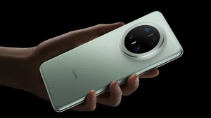 Никаких рендеров: вот как на самом деле выглядит Huawei Mate 80 на первых живых фото