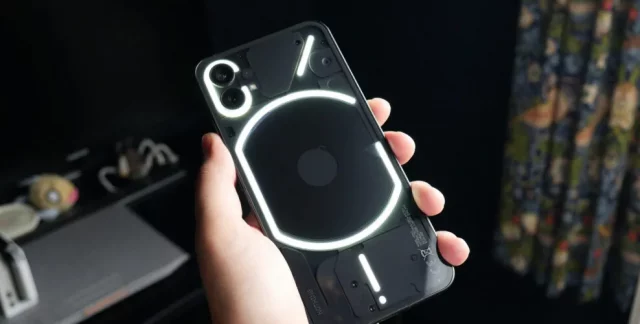 Android 16 на Nothing Phone 1