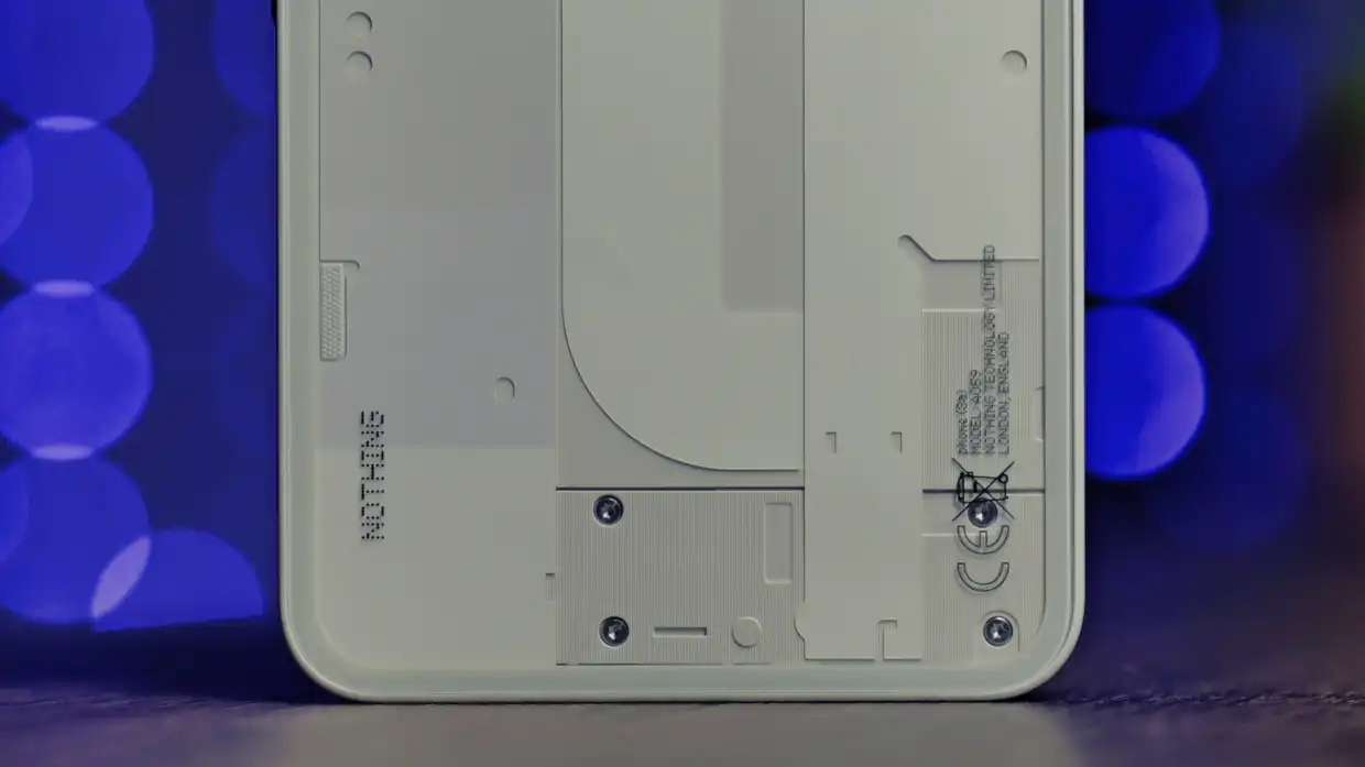 Сюрприз от Nothing: вместо Phone (4a) Pro готовится (3a) Lite картинка Nothing Phone (3)