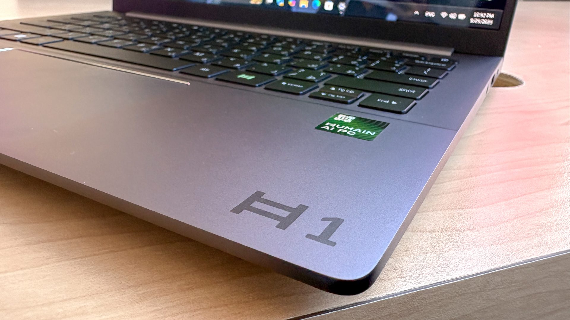 ИИ как личный помощник: представлен ноутбук Humain Horizon Pro