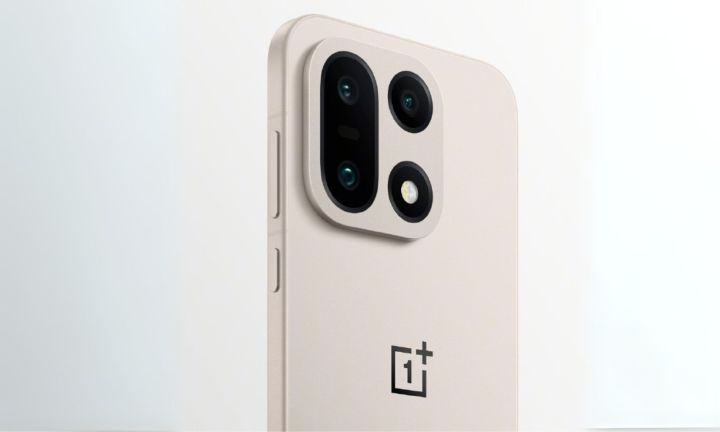 Мировой рекорд: OnePlus 15 с дисплеем 165 Гц OLED