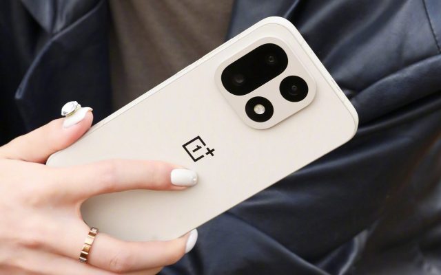 OnePlus 15 экономит на камерах, а Realme GT 8 Pro готовит сюрприз: утечка раскрыла странную смену ролей