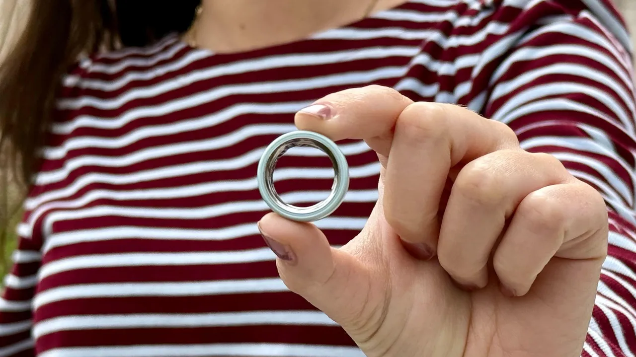 Oura Ring 4 Ceramic: стильное смарт-кольцо