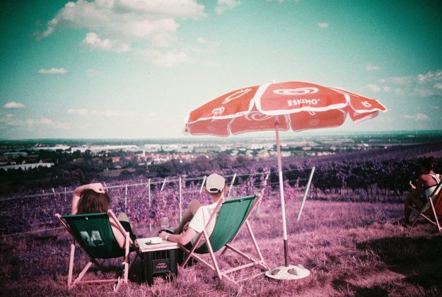 Pentax 17, подвинься. Lomography выпустила пленочную камеру, которой все завидуют