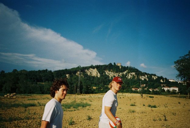 Pentax 17, подвинься. Lomography выпустила пленочную камеру, которой все завидуют