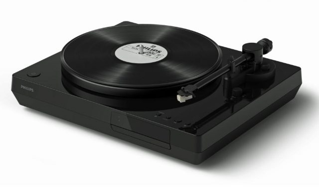 Philips-Fidelio-FT1 Два в одном: Philips Fidelio FT1 играет и винил и CD