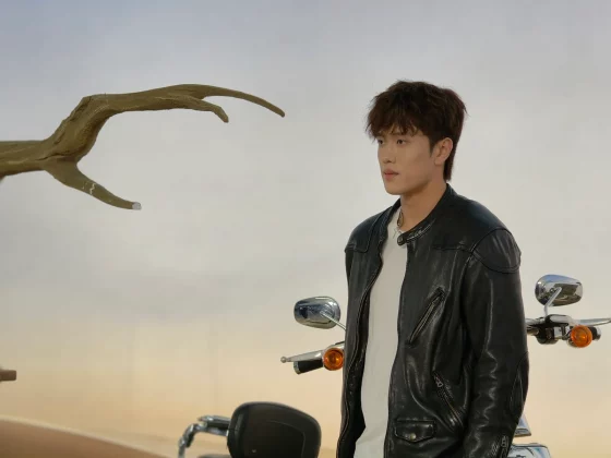 Плоский, мощный, с камерой-монстром: первый обзор Vivo X300 Pro