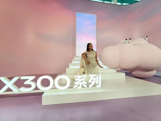 Плоский, мощный, с камерой-монстром: первый обзор Vivo X300 Pro