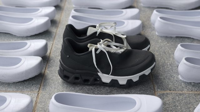 Стиль 2030 года уже сегодня: футуристичные кроссовки On Cloudmonster