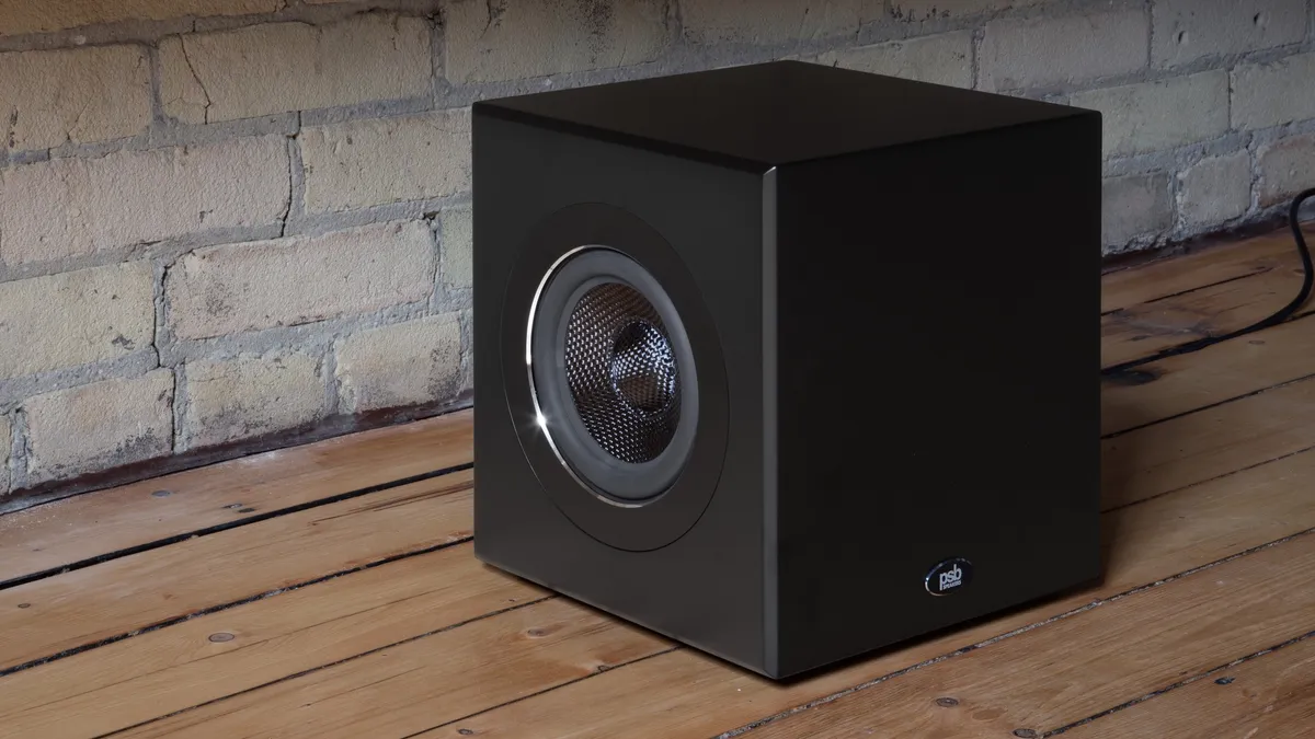 PSB бросает вызов дорогим системам. Новые колонки изменят ваш кинозал картинка колонки PSB