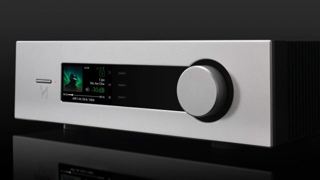 Quad врывается в мир стриминга: представлен сетевой плеер Platina Stream за 316 тысяч рублей