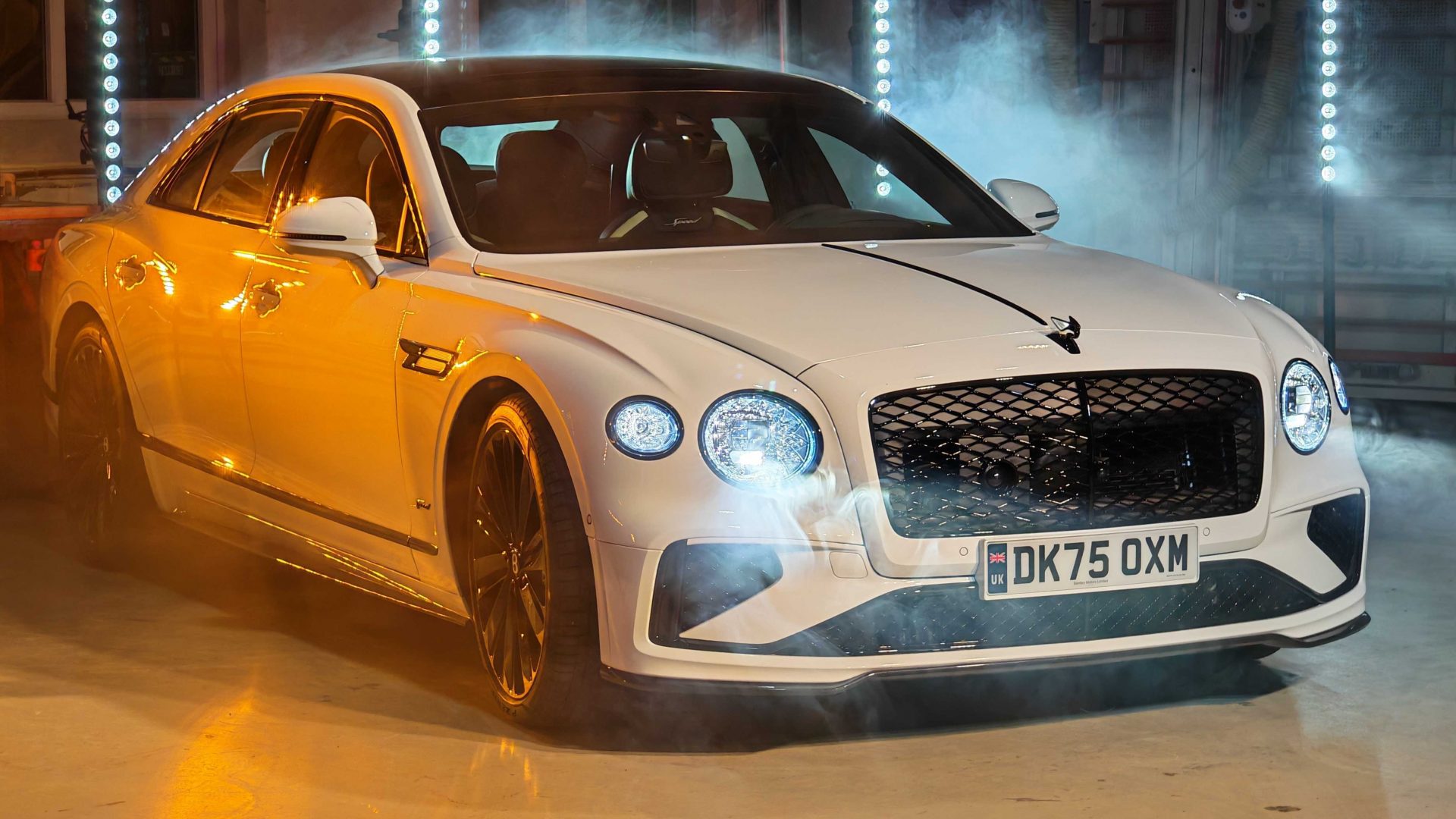 507579Рояль на колесах: Bentley и Steinway создали гибридный шедевр, который нельзя купить