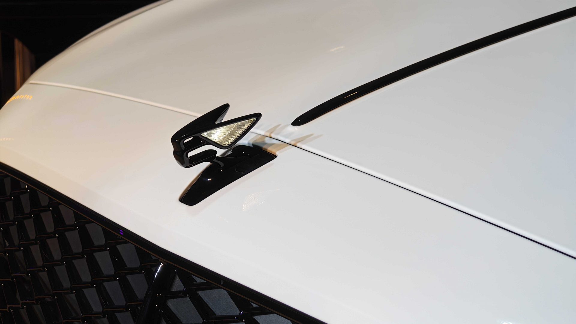 Рояль на колесах: Bentley и Steinway создали гибридный шедевр, который нельзя купить