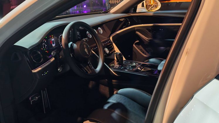 Рояль на колесах: Bentley и Steinway создали гибридный шедевр, который нельзя купить