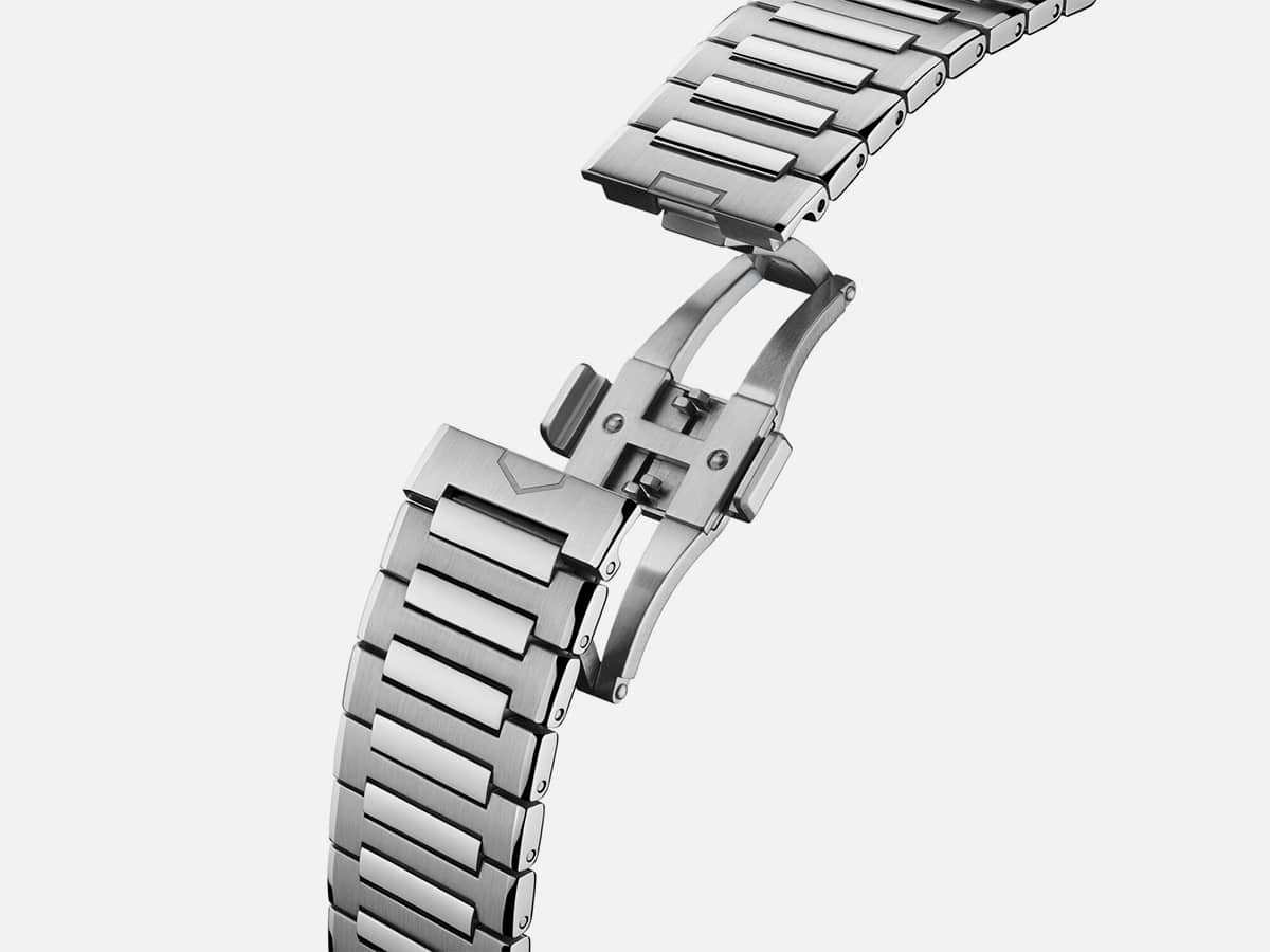 Роскошь и технологии: обзор умных часов Tag Heuer Connected Calibre E5 фото