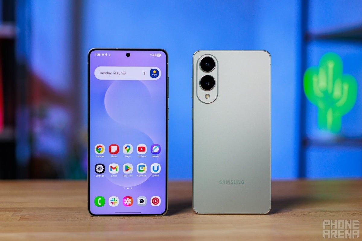 Смена стратегии: Samsung закрывает линейку Galaxy S Edge