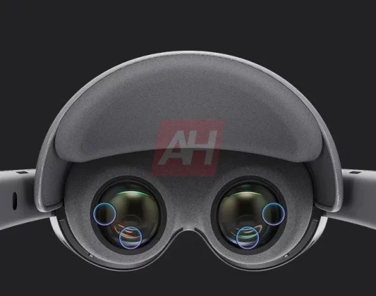 Samsung Galaxy XR бросает вызов Apple Vision Pro