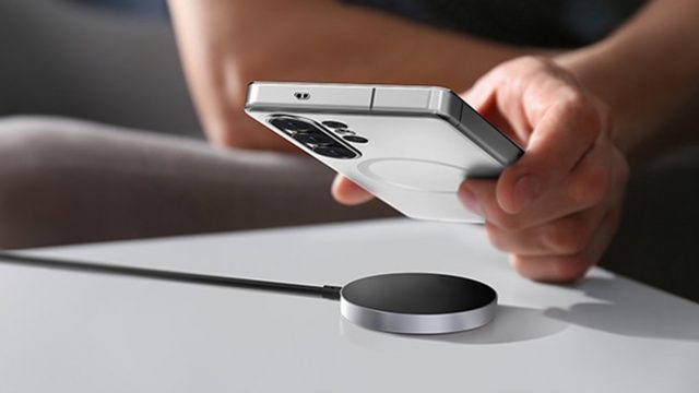 Новый уровень зарядки: обзор беспроводных устройств Samsung