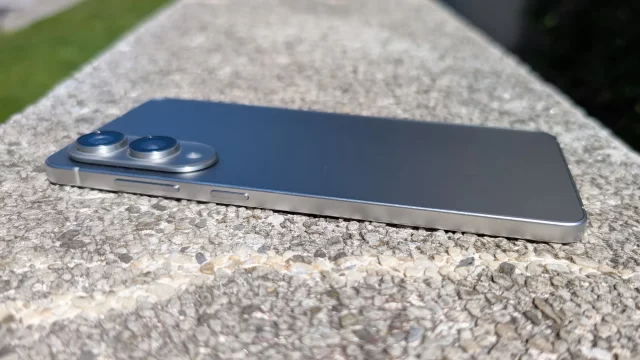 Samsung воскрешает провальный проект тонкий Galaxy S26 Edge вернется и станет еще тоньше