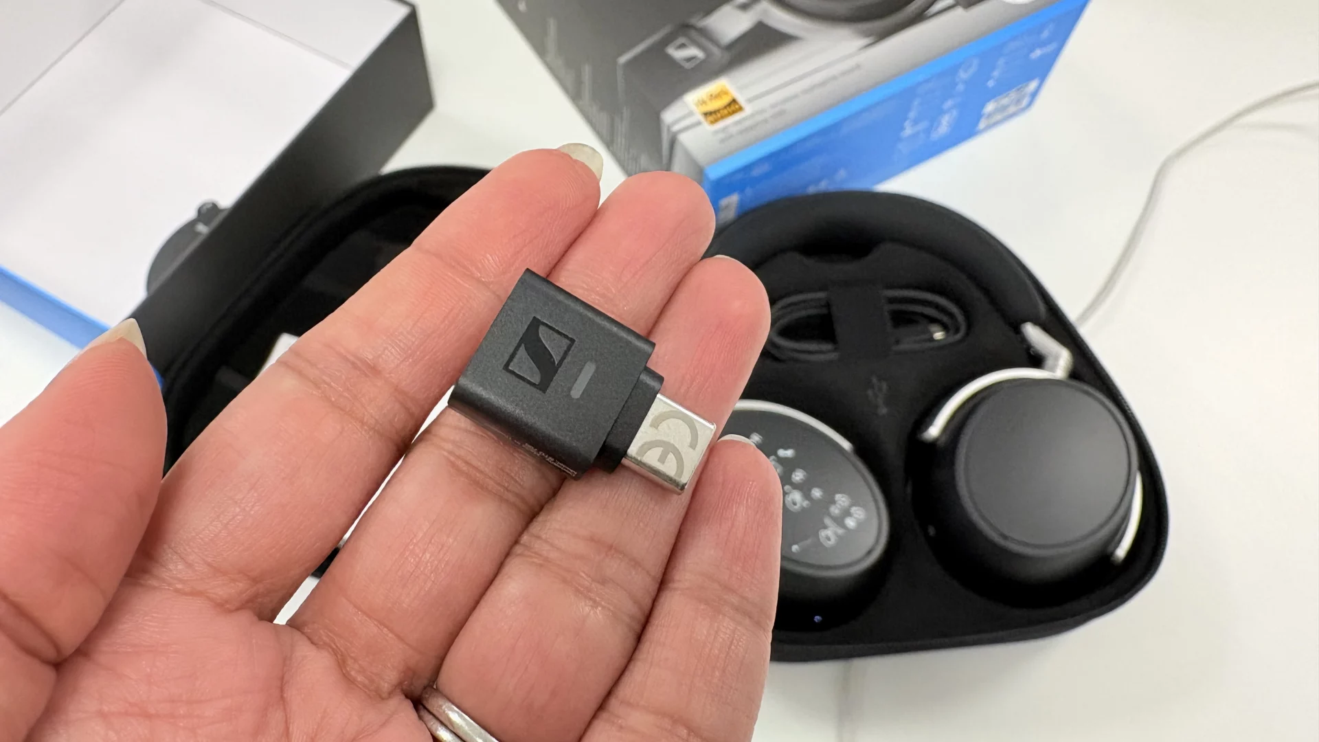 Sennheiser HDB 630: аудиофильский звук без проводов наконец-то стал реальностью