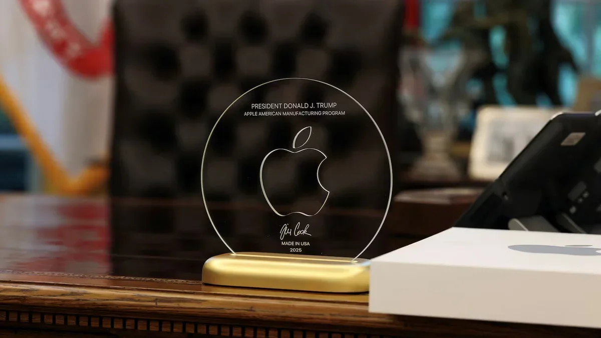 Скандал Apple ICEBlock: приложение исчезло