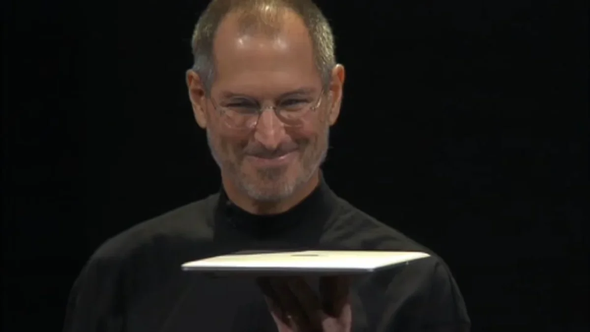 Складные смартфоны — тупик. Почему тонкий iPhone Air логичнее любого Fold картинка Складные смартфоны — тупик. Почему тонкий iPhone Air логичнее любого Fold