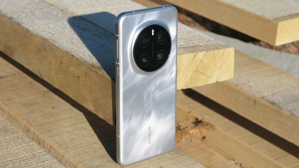 Honor готовит Magic 8 Ultra, который может обойти Galaxy S26 Ultra еще до старта