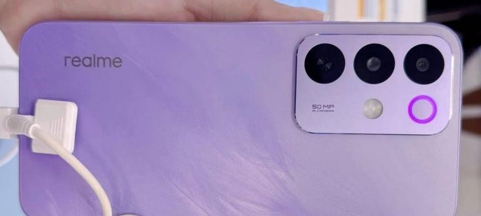 Realme C85 Pro рвёт бюджетный сегмент с батареей 7000 мАч картинка Смартфон Realme C85 Pro: мощный аккумулятор и IP69