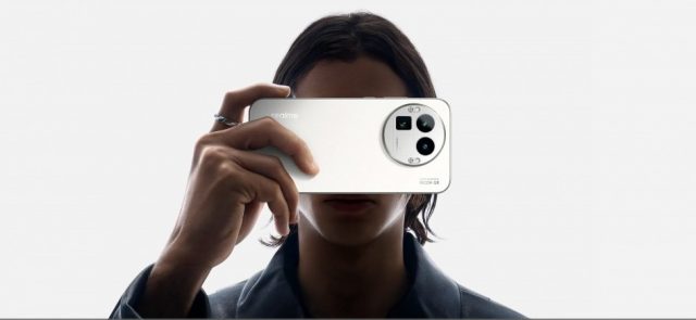 Смартфон Realme GT 8 Pro с мощным Snapdragon1 Смартфон Realme GT 8 Pro с мощным Snapdragon